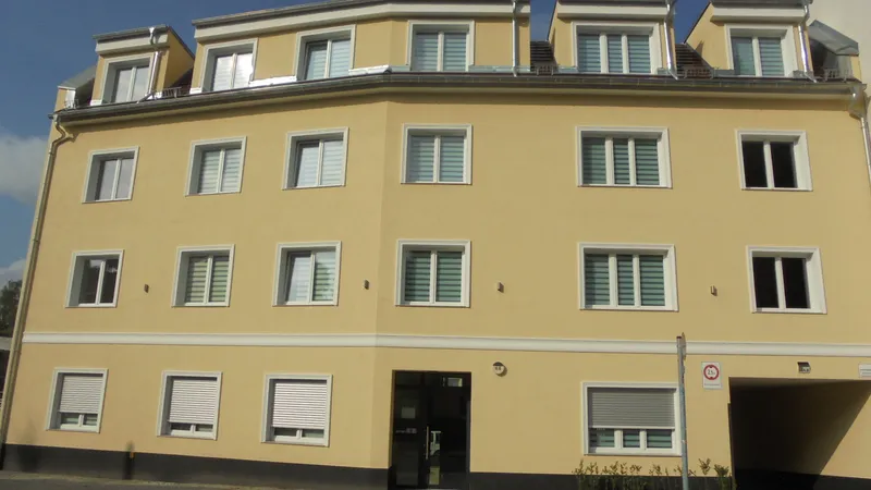 Neubau, Aufzug, Balkon, 1.OG li: Helle 2-Zimmer-Wohnung in 12524 Berlin — photo 1